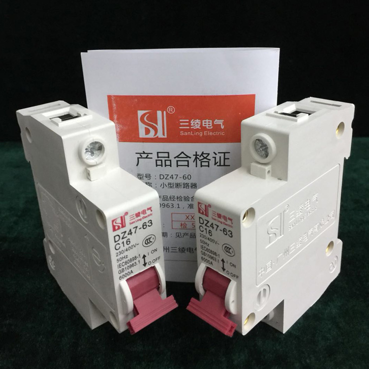 国产亚洲美日韩AV中文字幕无码成人