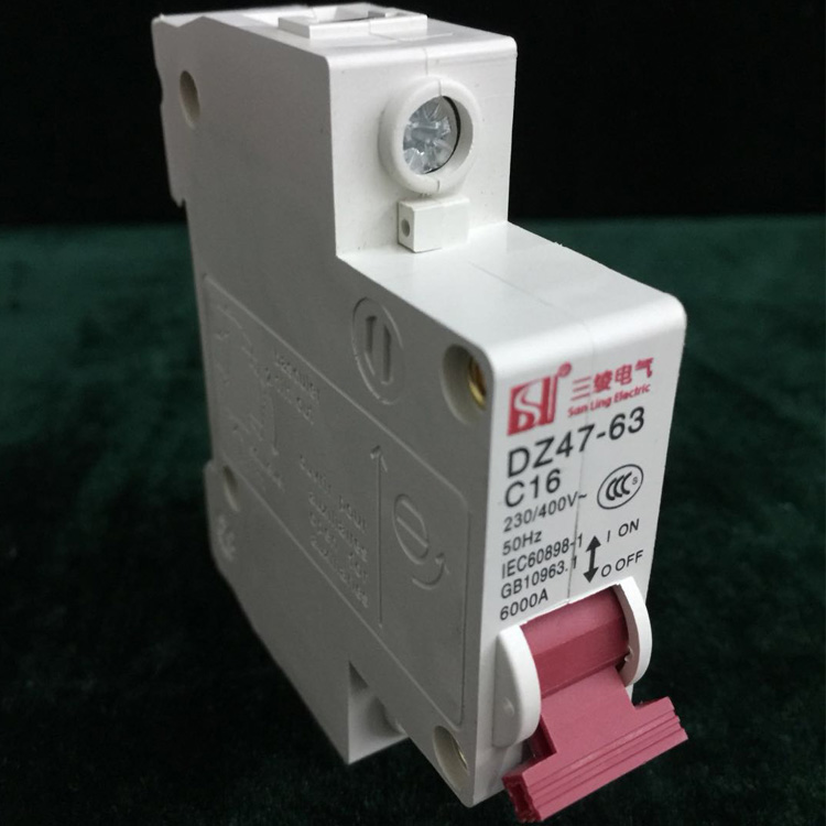 国产亚洲美日韩AV中文字幕无码成人