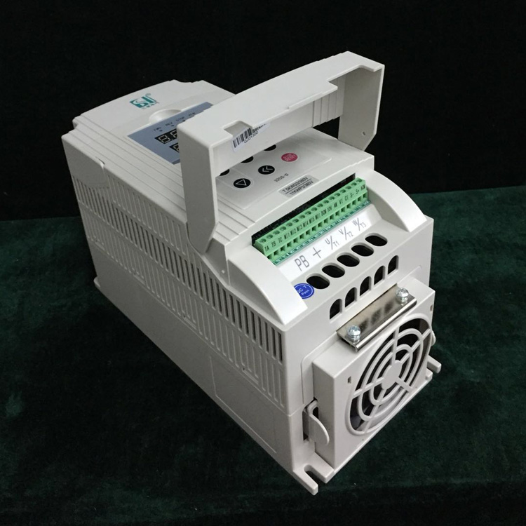 国产亚洲美日韩AV中文字幕无码成人