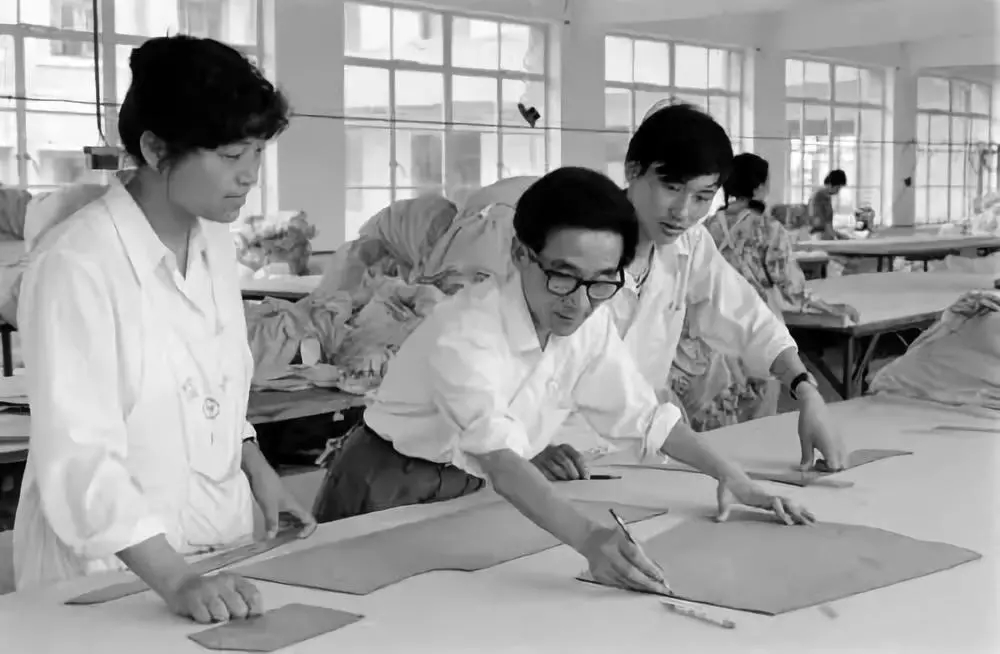 国产亚洲美日韩AV中文字幕无码成人