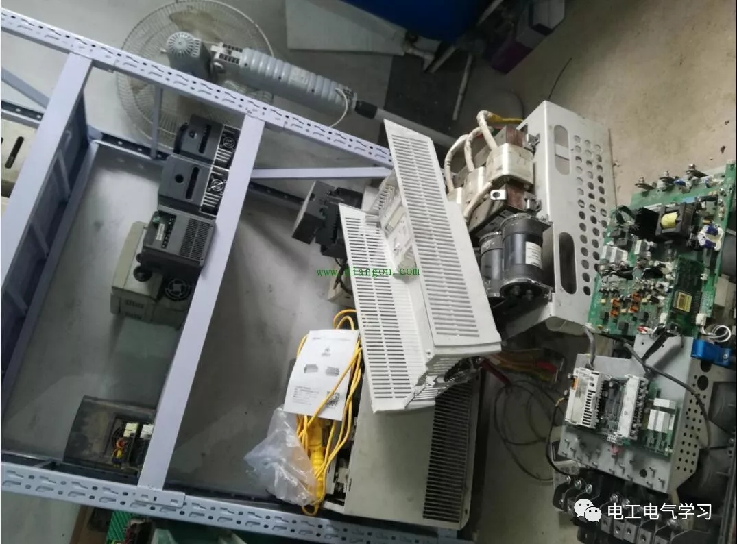 国产亚洲美日韩AV中文字幕无码成人