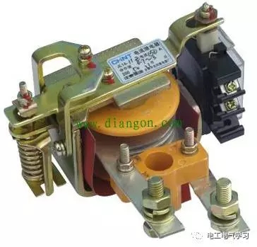 国产亚洲美日韩AV中文字幕无码成人