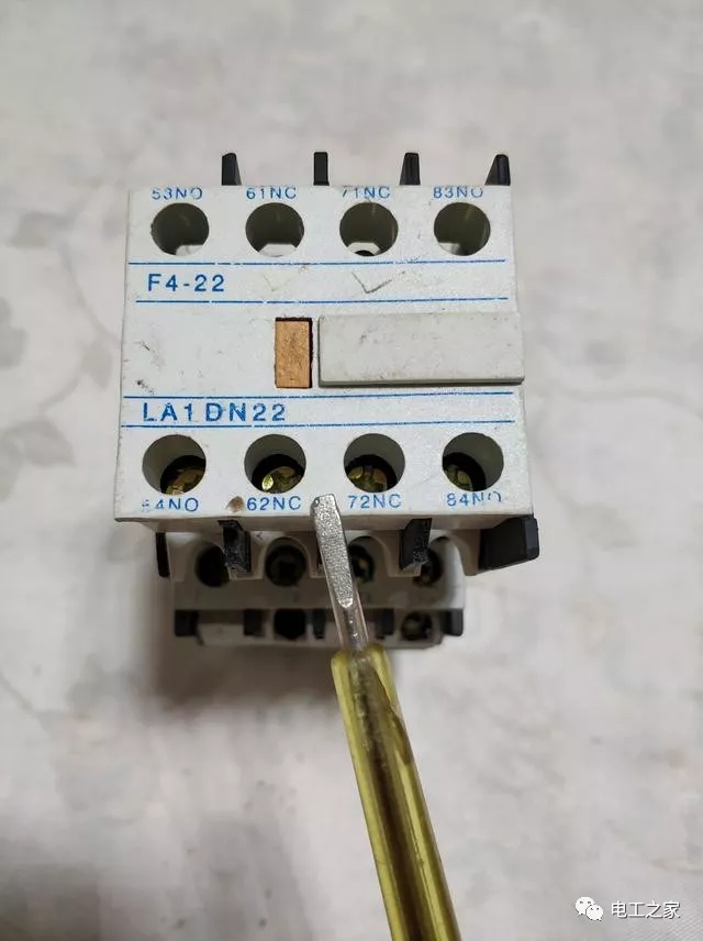 国产亚洲美日韩AV中文字幕无码成人