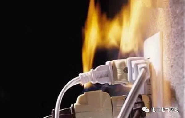 国产亚洲美日韩AV中文字幕无码成人